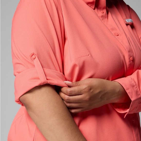 Columbia Women's Peach Button-Down Shirt - Picture 4 of 6